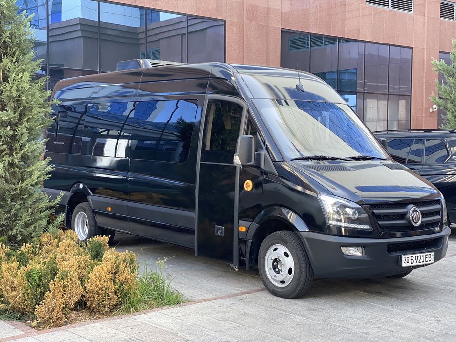 Ўзбекистон бўйлаб саёхат  янги микроавтобусда