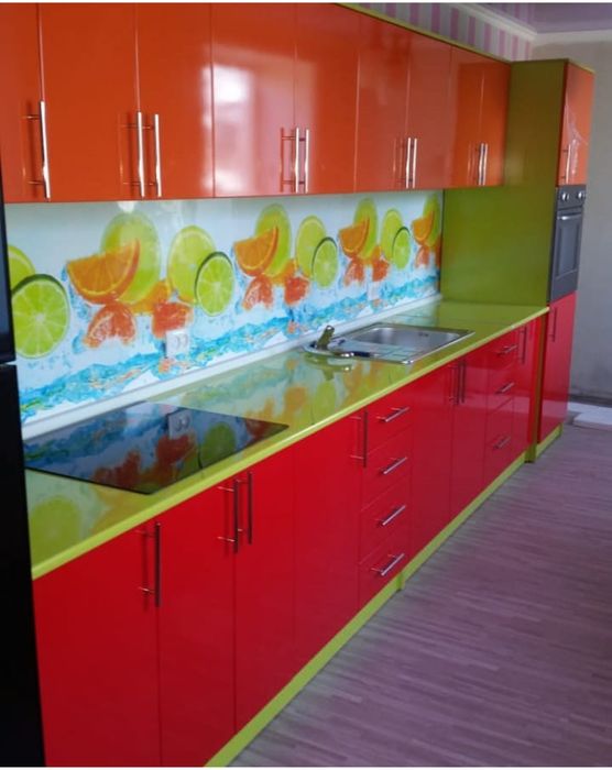 Продается кухонный гарнитур