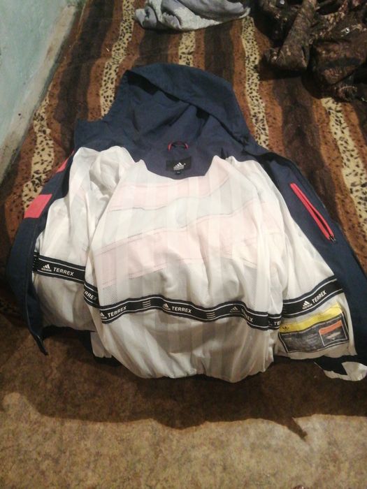 Продам вещи срочно..