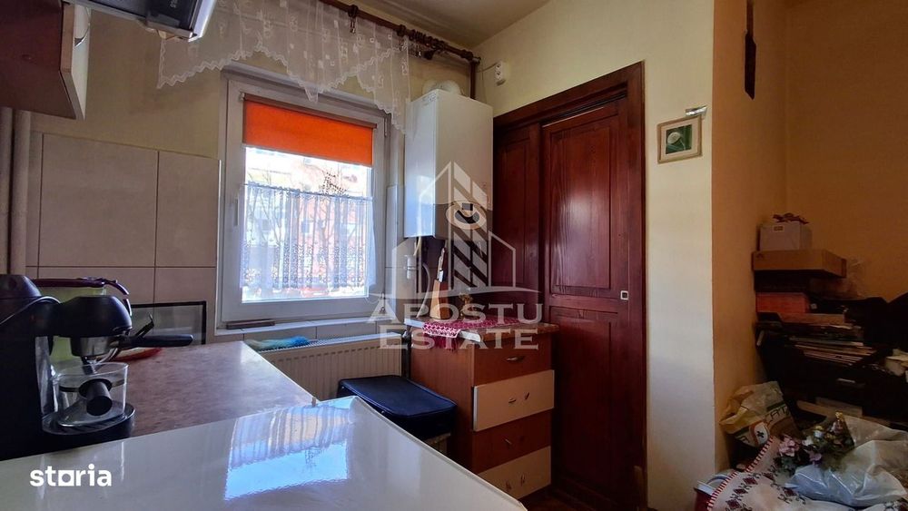 Apartament 3 camere la parter – ideal locuinta sau afacere,