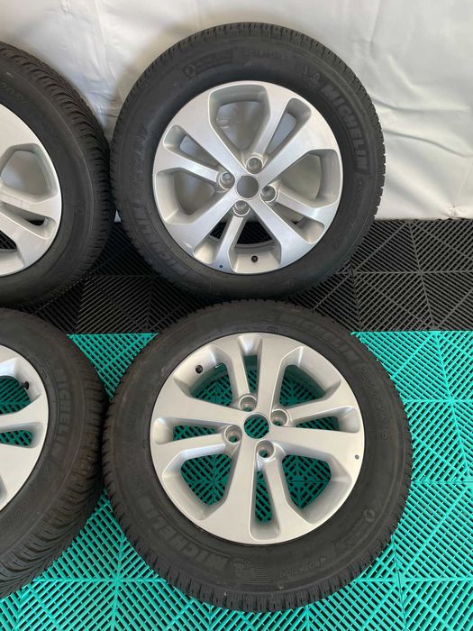 Jante noi cu anvelope allseason 205 60 R16 Sandero Jogger Clio Logan