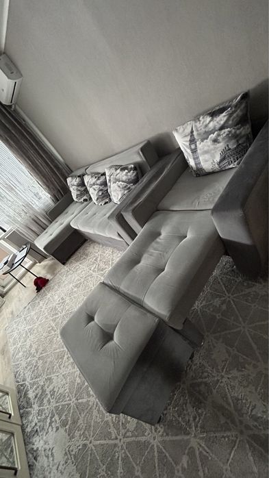 Продам срочно угловой диван трансформер