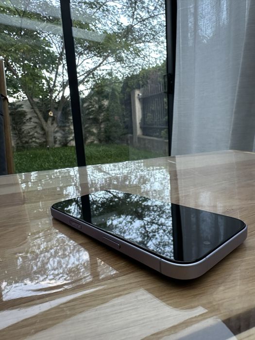 Iphon 17,  256 GB, 8 GB RAM