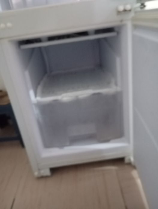 Срочно продам холодильник