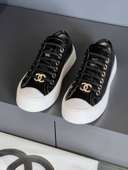 Adidasi Chanel noi !!! Marimi 36/40 !!!