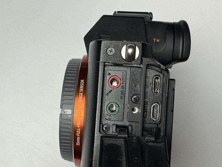 Sony A7SII (A7S II A7S2) Full Frame | 6 baterii + încărcător triplu + Dummy Battery