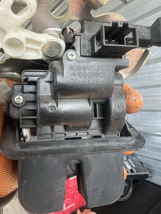 Брави за багажник 5та врата Audi Seat Vw Skoda много видове брава