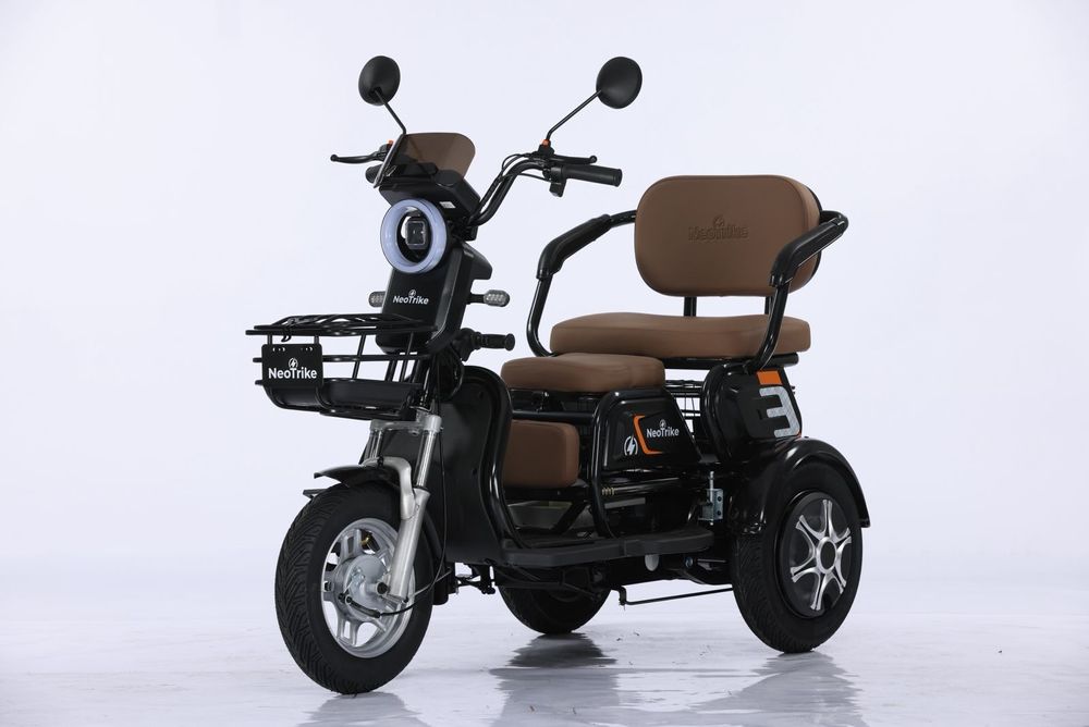 Трицикл трехколесный маленький