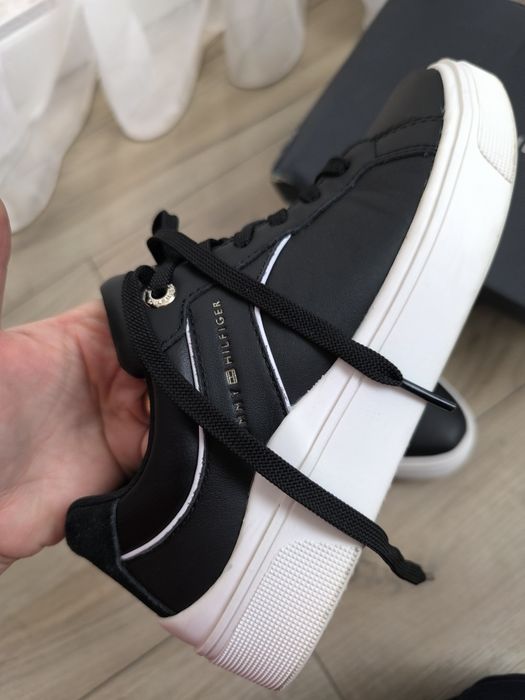 Adidasi Incaltaminte Tommy Hilfiger 37 piele