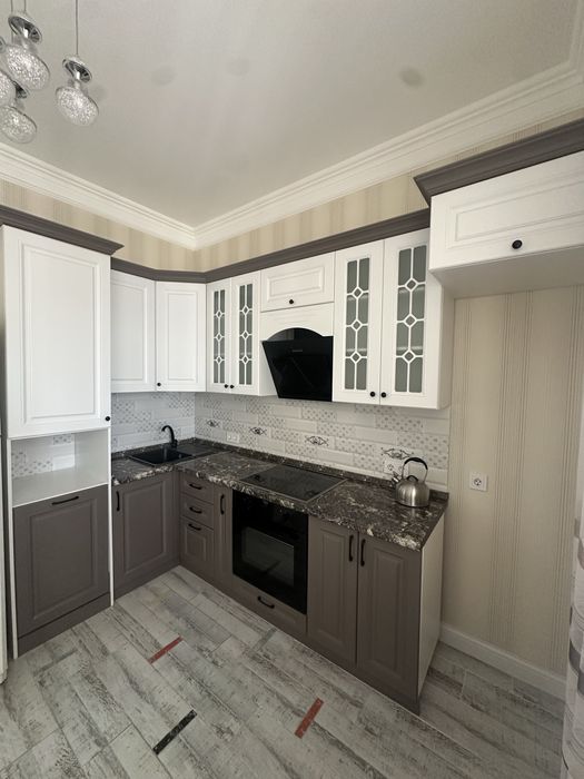 Кухонный гарнитур с техникой