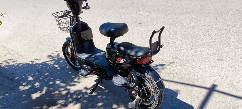 Scuter 60km yuradi tezligi 55