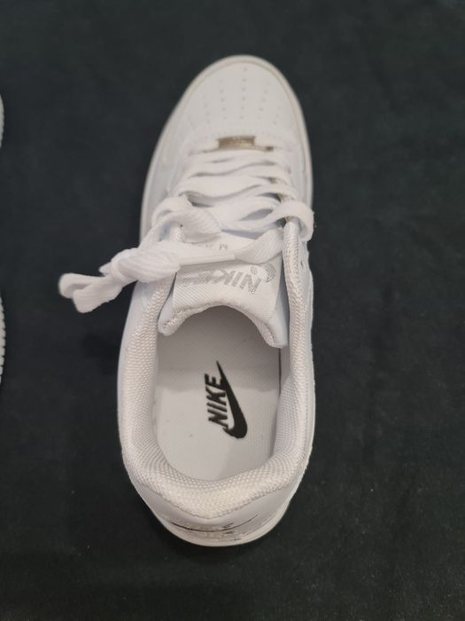 Adidași Air force 1 albi