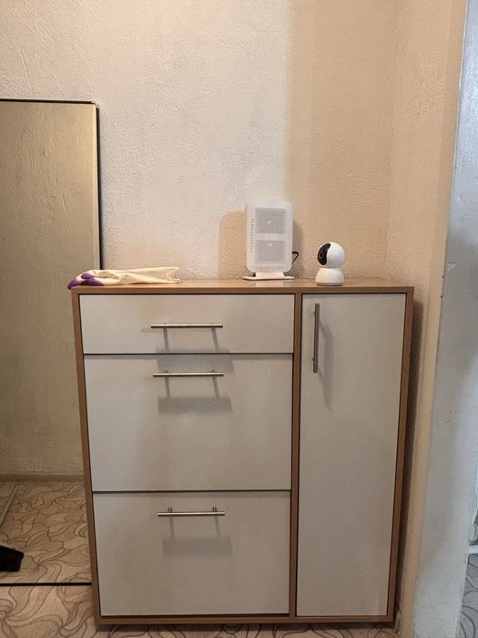 Продается обувница