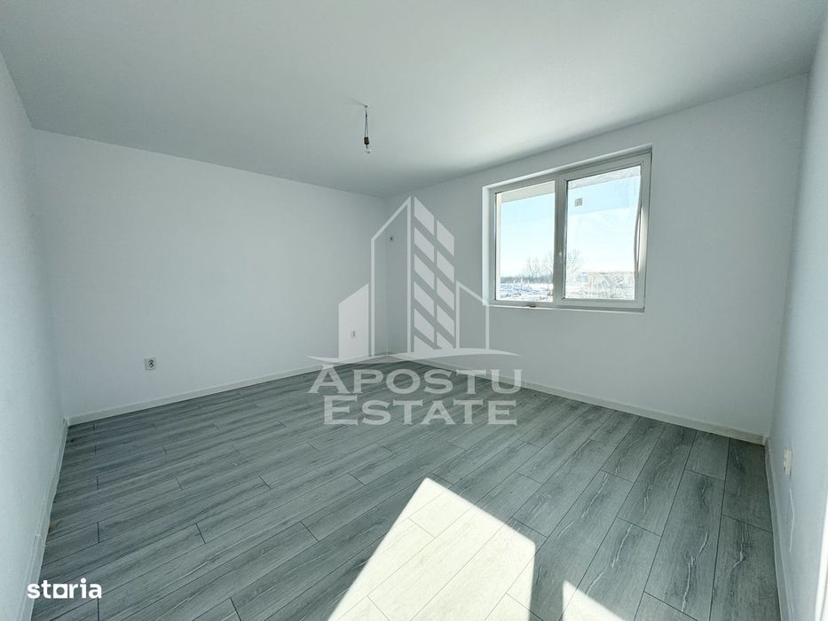 Apartament cu 2 camere decomandat bucatarie inchisa in zona Planetelor