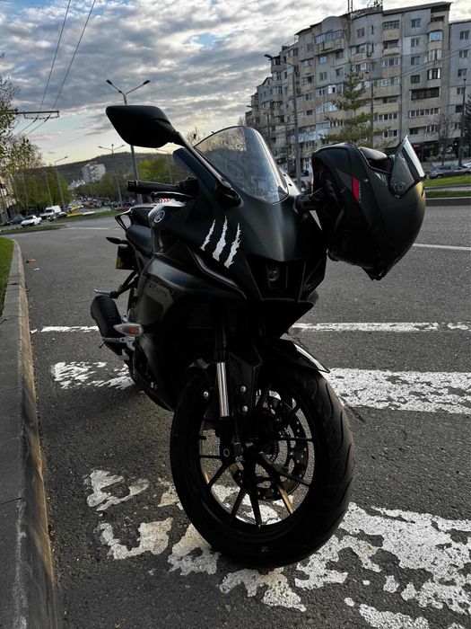 Yamaha yzf-r125 2025