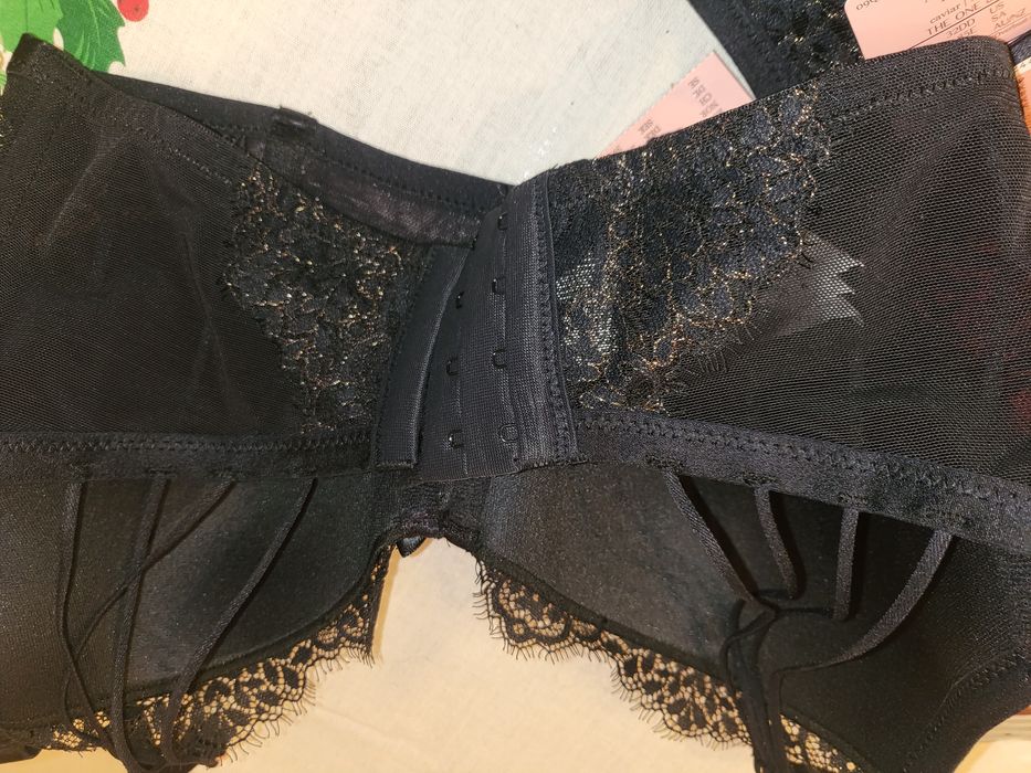 Сутиени чисто нови от Франция