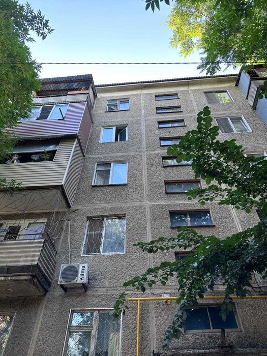 Продаётся 2-комнатная квартира проспект РЕСПУБЛИКИ - РАХАТ. Этаж 5/5