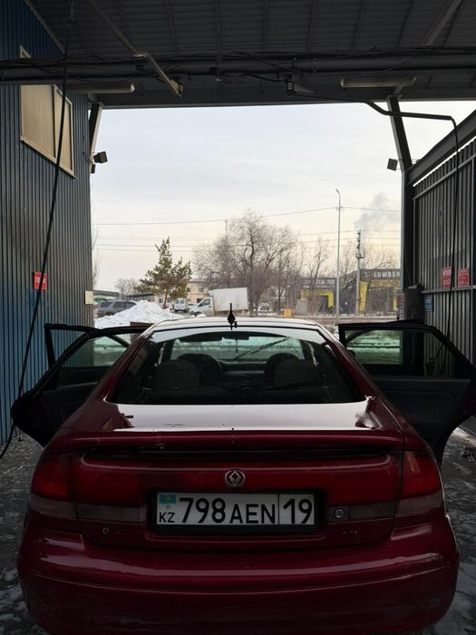 Мазда кронос в харошем состояний