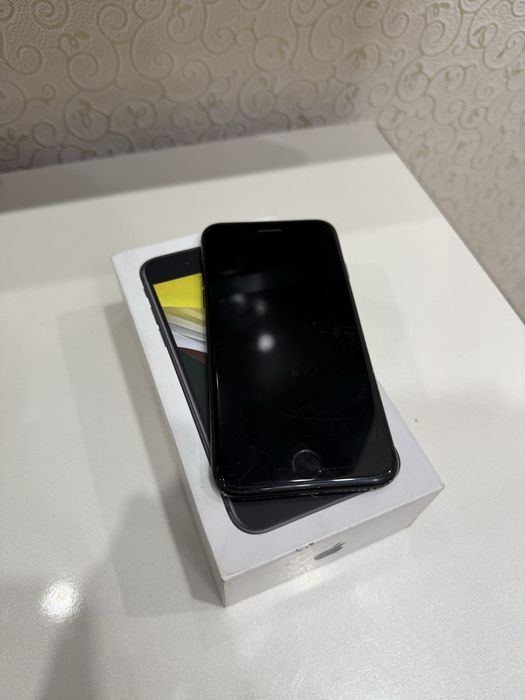 Iphone SE 128 gb, black.