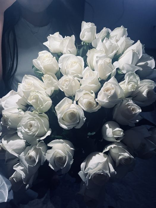 Гүлдер сатыладыы