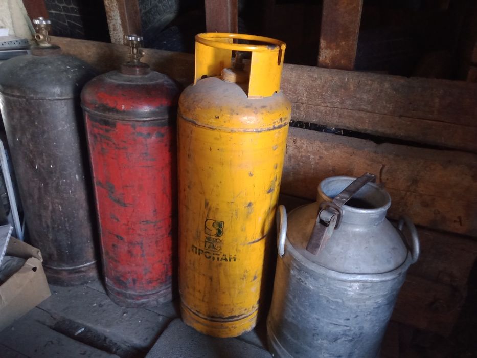 Продам Газ балон, батарея!