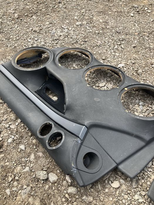 Продам Дверные карты E39