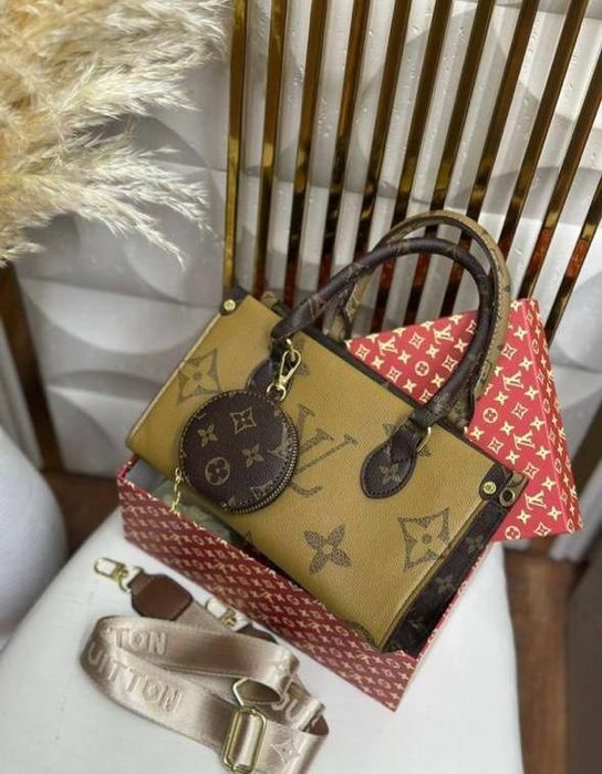 Сумка Louis Vuitton