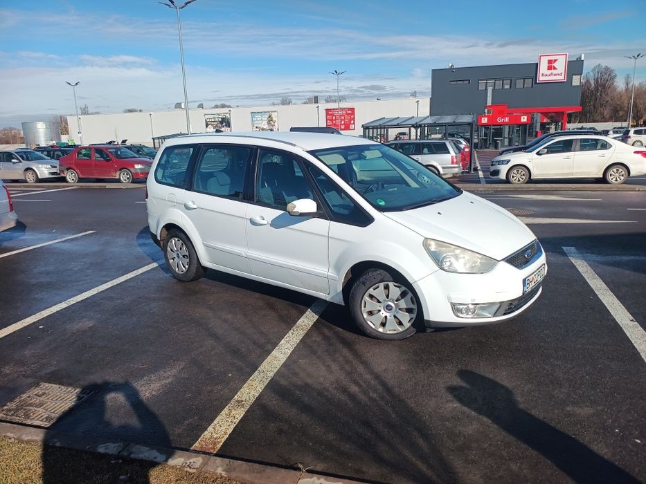 Ford Galaxy an 2007..