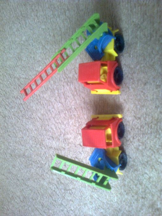 играчки колички; камиончета