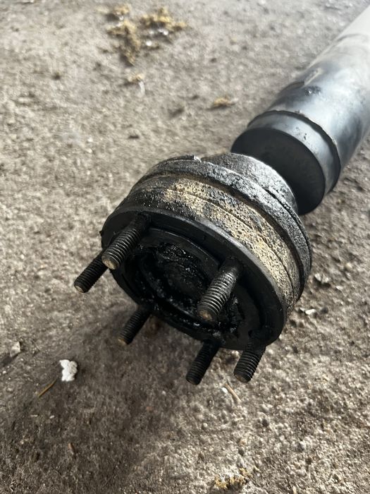 Кардан е39 2л 5hp18 автомат