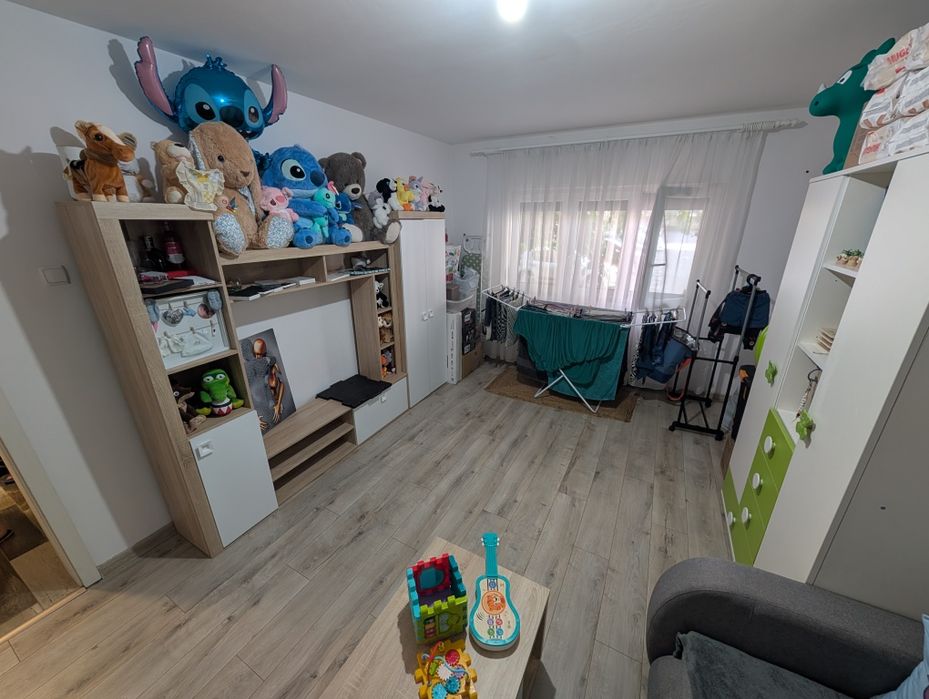 Vand apartament 3 camere zona soarelui