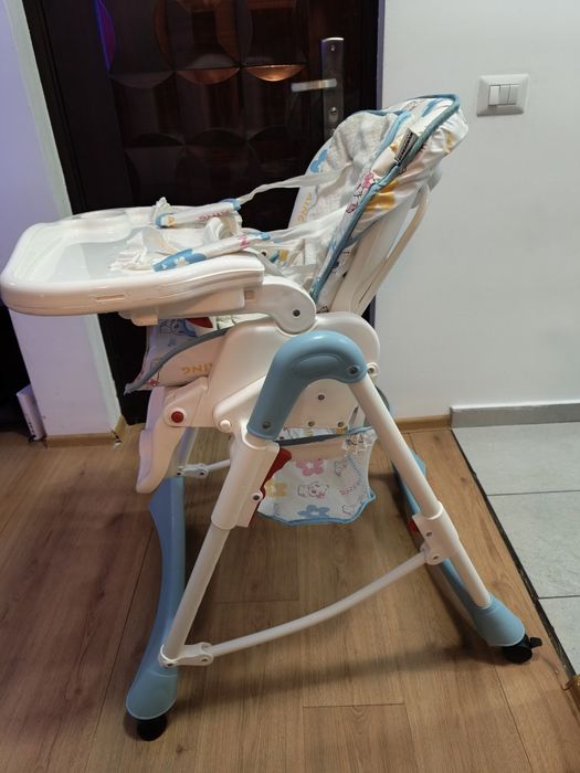 Scaun de masa pentru copii