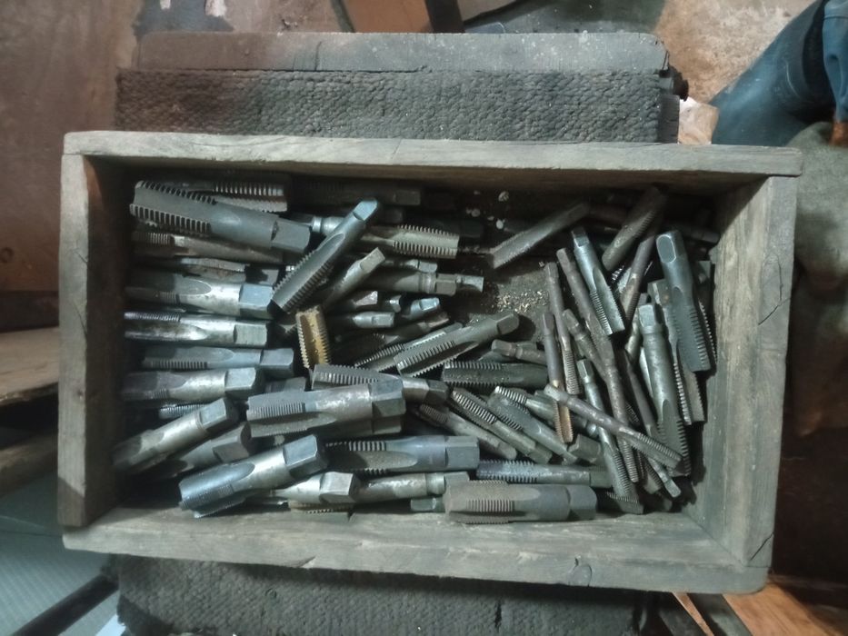 Токарный инструмент