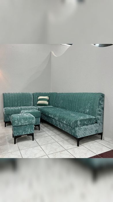 Кухонный уголок комплект.