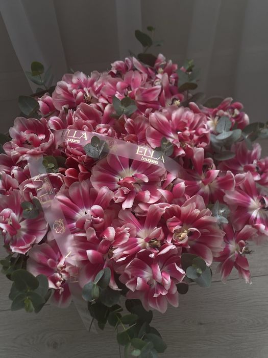 Свежие тюльпаны на выбор двое