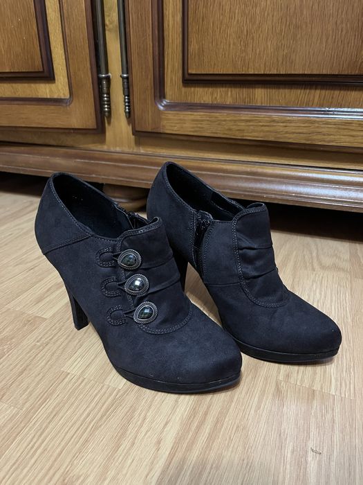 Botine cu toc Graceland