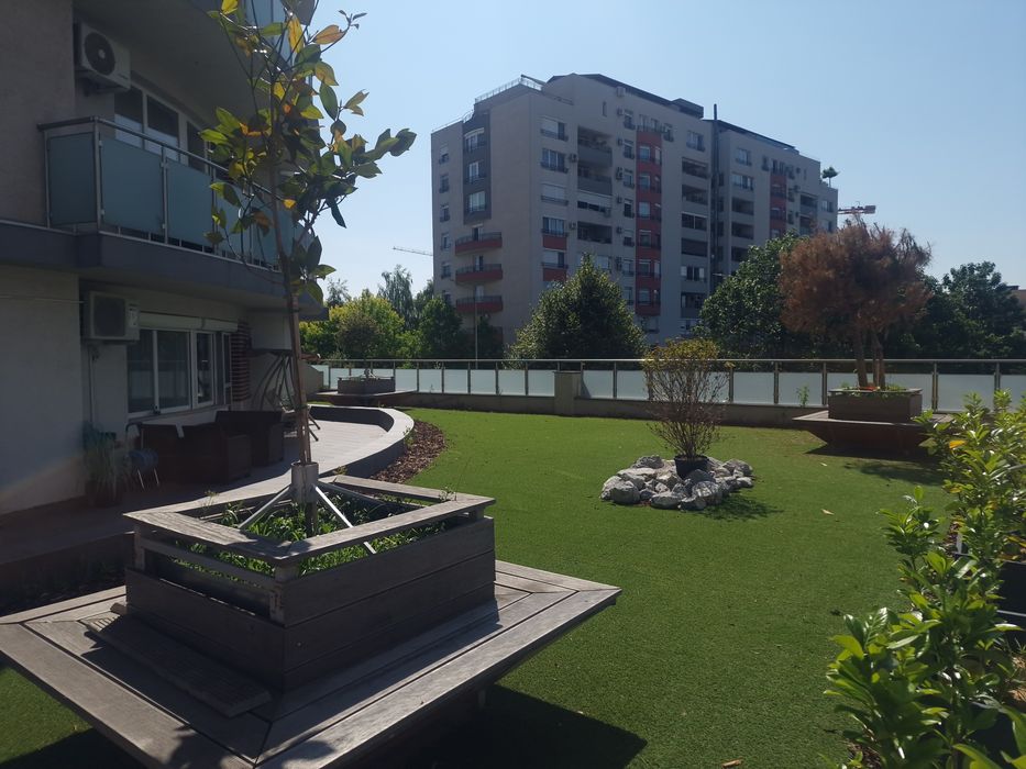 Inchiriez apartament cu 3 camare,  Cartier  Luceafaru
