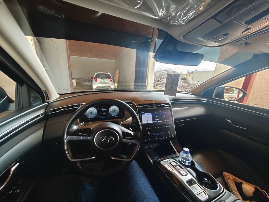 Tucson 2.5 AT 8  поғона lyks 4 WD 7 ўринли