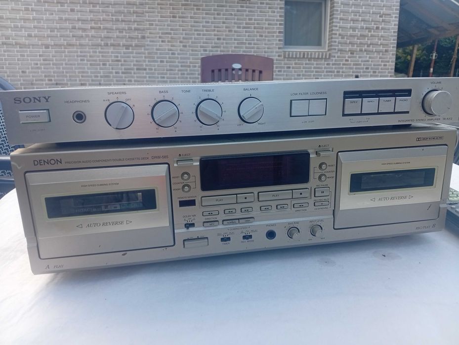 Deck casetofon plus amplificator.