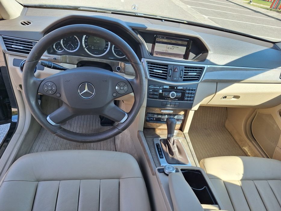 Mercedes E250d 2012