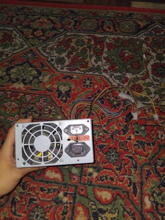 AV-Tech P4-400W — блок питания 400W