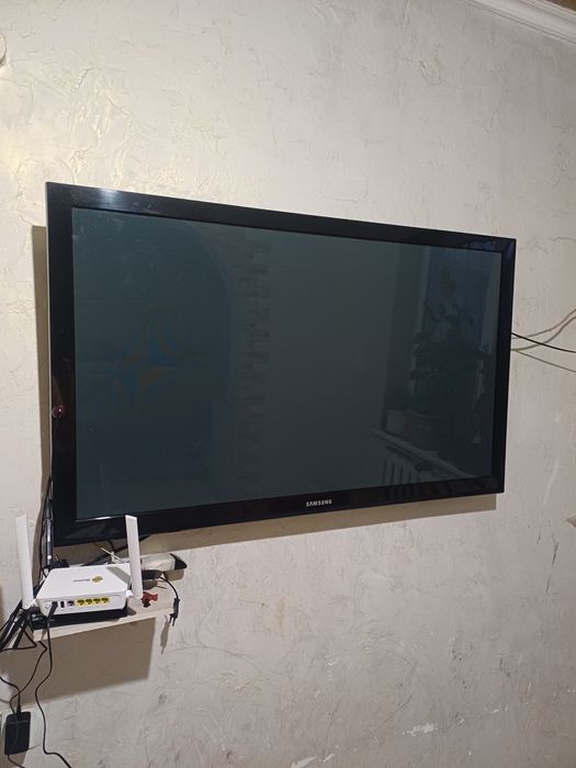 Продам телевизор