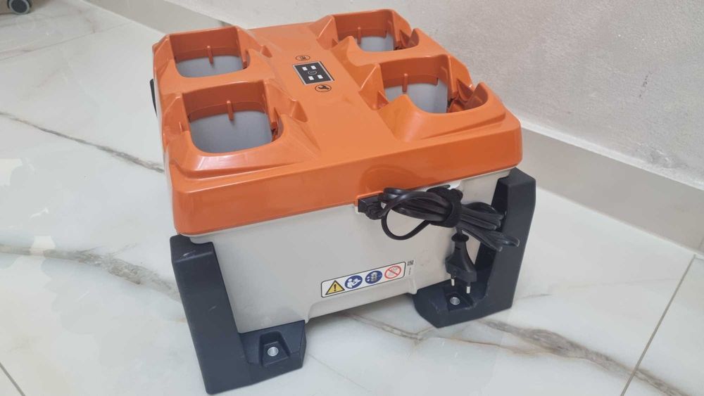 Incarcator sthil 4 posturi