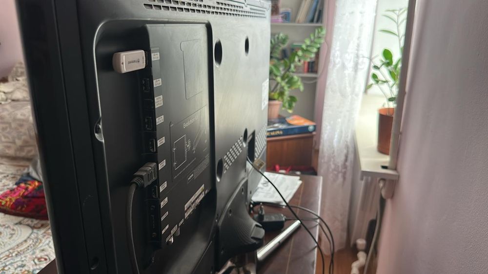 Телевизор Samsung 40дюймов