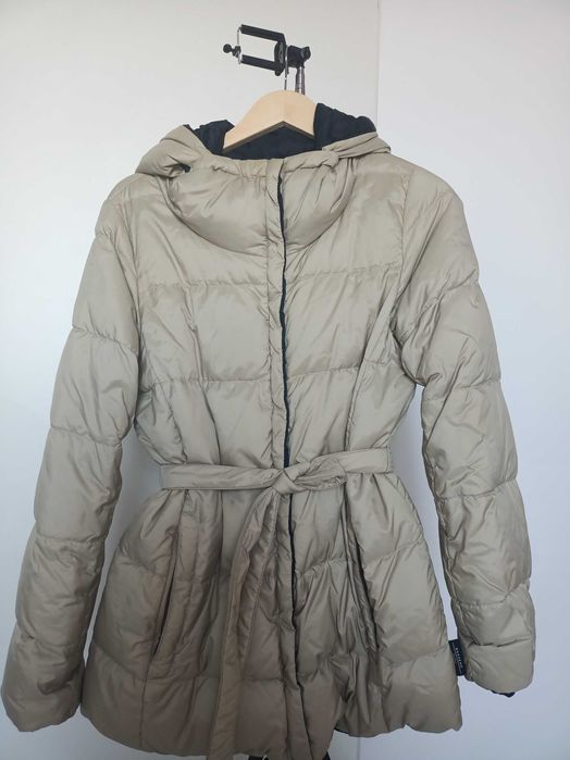 Giaca Max Mara originală, cu glugă , față dublă, cu puf moale, M