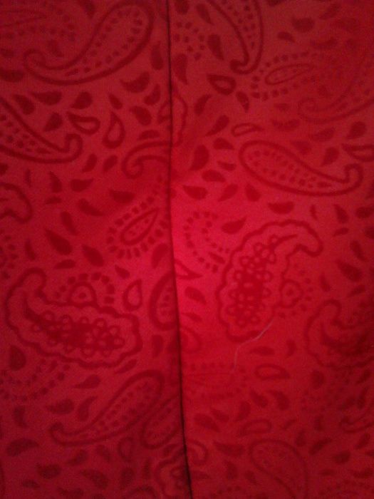 rochie roșie deosebită