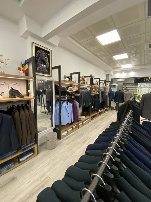 Mobilier magazin haine mobila rafturi umerase modular