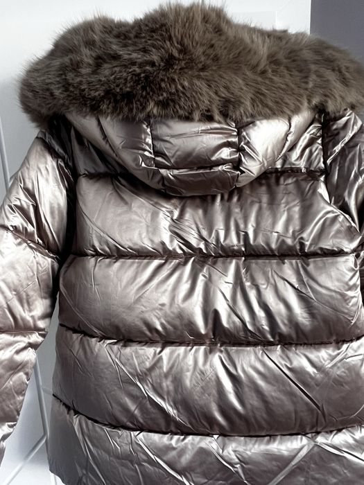 Ново яке златист цвят