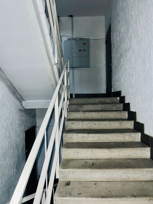 Продам 3 ком кв 103 м2 в районе парка Кирова