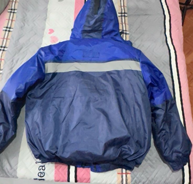 Новый 3 спецкуртка бар